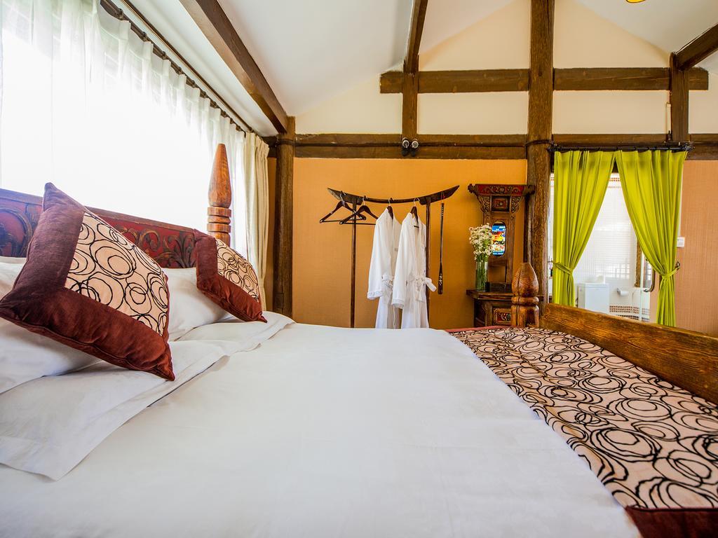 Old Tree Boutique Guesthouse Lijiang  Exterior foto